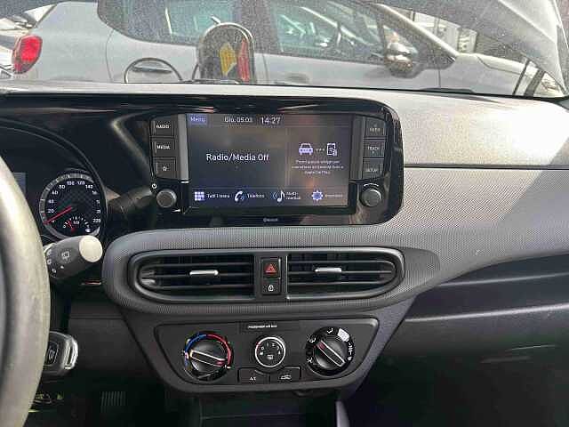 Hyundai i10 i10 1.0 mpi Tech Connect Pack