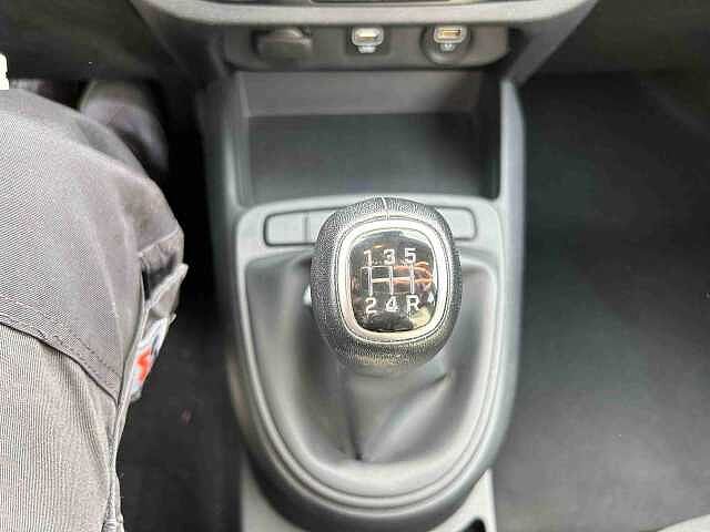 Hyundai i10 i10 1.0 mpi Tech