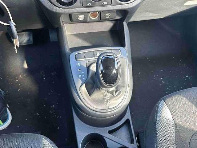 Hyundai i10 i10 1.0 mpi Connectline 63cv auto