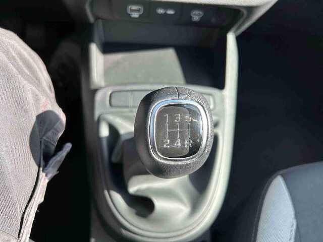 Hyundai i10 i10 1.0 mpi Connectline Navi Pack
