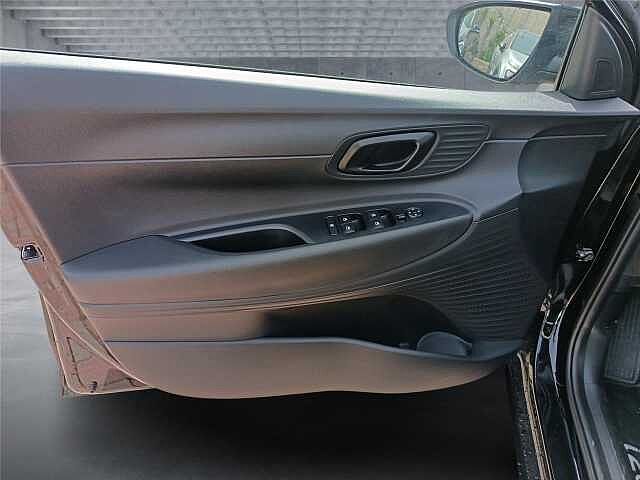 Hyundai i20 i20 1.2 MPI MT Connectline