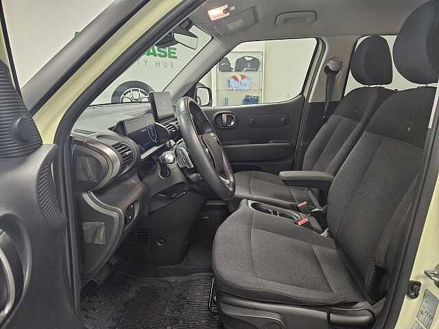 Hyundai INSTER 49 kWh XClass