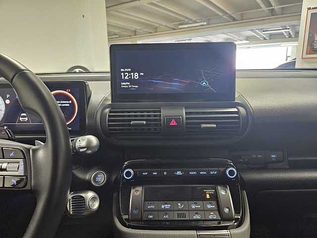 Hyundai INSTER 49 kWh XClass