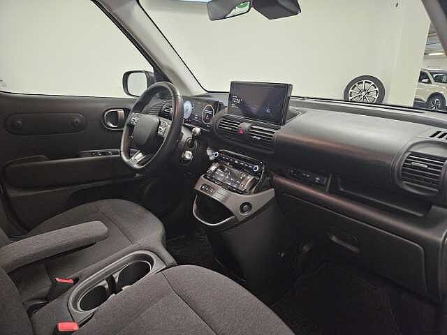 Hyundai INSTER 49 kWh XClass