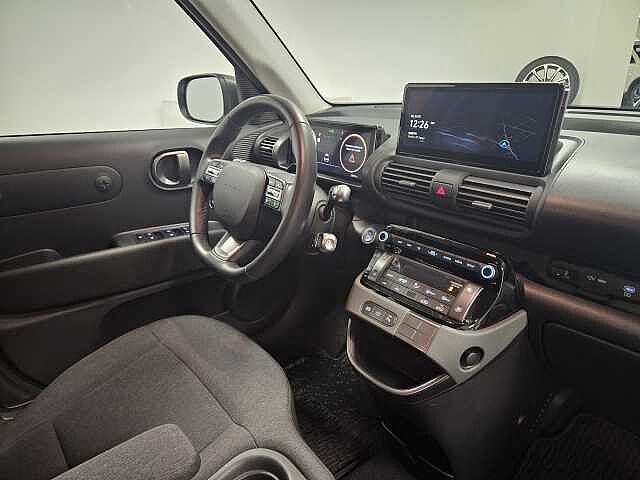Hyundai INSTER 49 kWh XClass