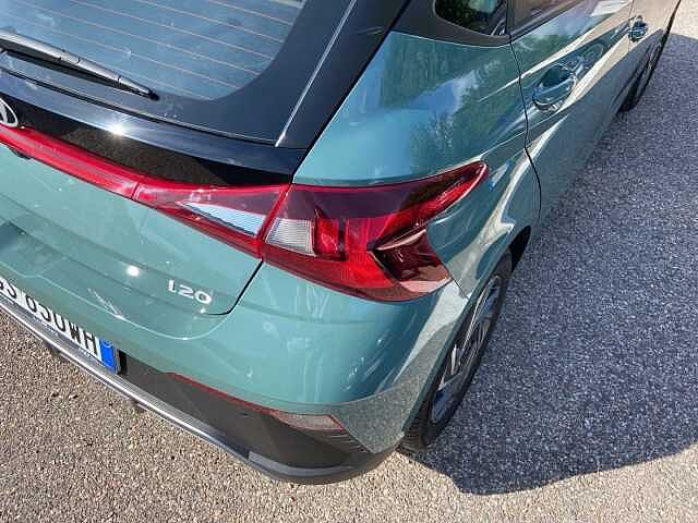 Hyundai i20 1.2 MPI MT Connectline
