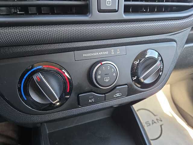 Hyundai i10 1.0 MPI Tech Connect Pack