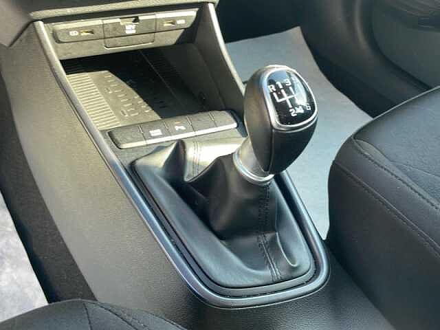 Hyundai BAYON 1.0 T-GDI 48V 100cv Xline