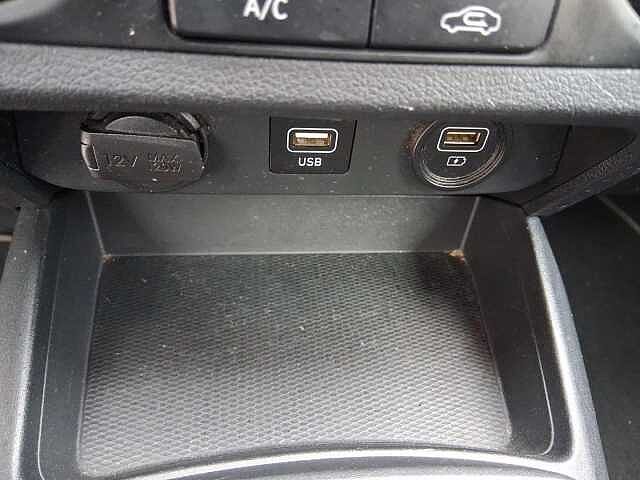 Hyundai i10 1.0 MPI Tech Connect Pack