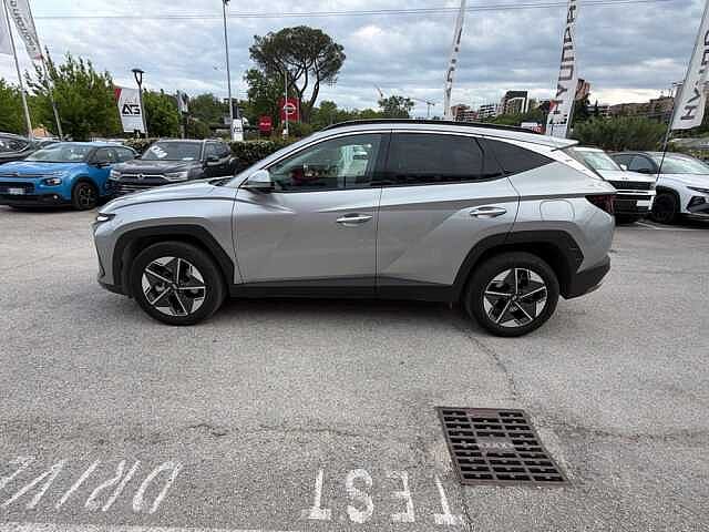 Hyundai TUCSON Hybrid 1.6 HEV 2WD AT Business-NEW MODEL