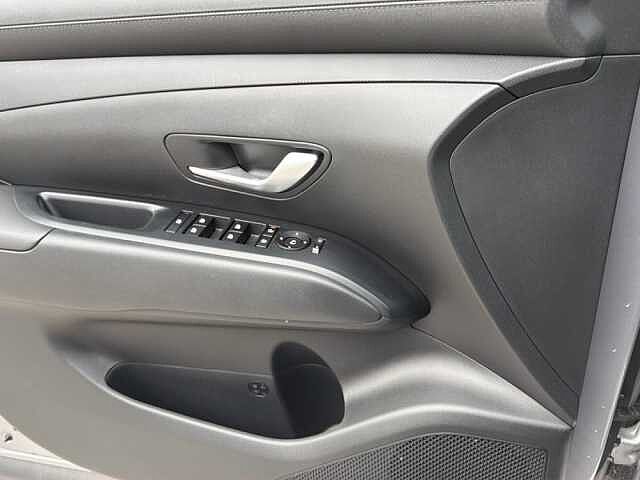 Hyundai TUCSON Hybrid 1.6 HEV 2WD AT Business-NEW MODEL