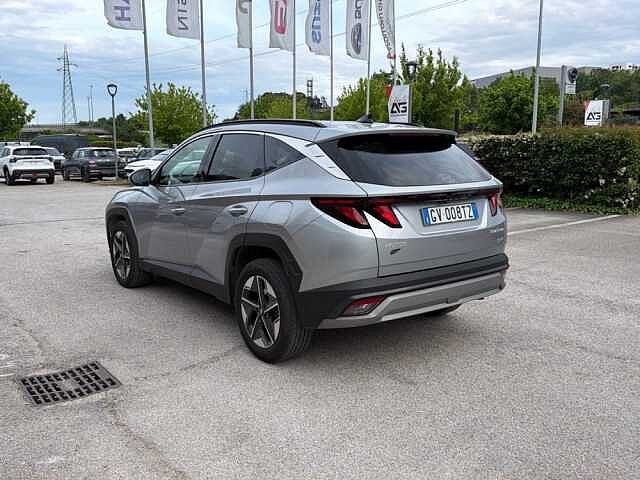 Hyundai TUCSON Hybrid 1.6 HEV 2WD AT Business-NEW MODEL