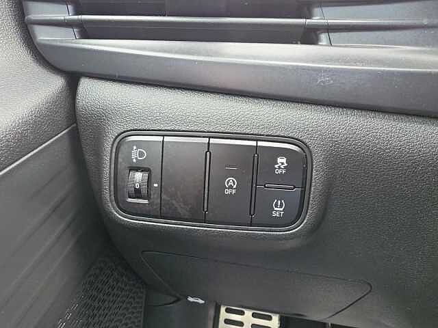 Hyundai BAYON 1.2 MPI 84cv Xline-solo km. 13.294