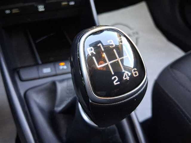 Hyundai BAYON 1.0 T-GDI Hybrid 48V iMT XLine