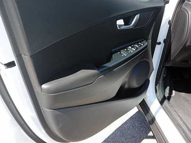 Hyundai KONA I 2021 1.0 T-GDi 48V 120cv XTech 2WD iMT