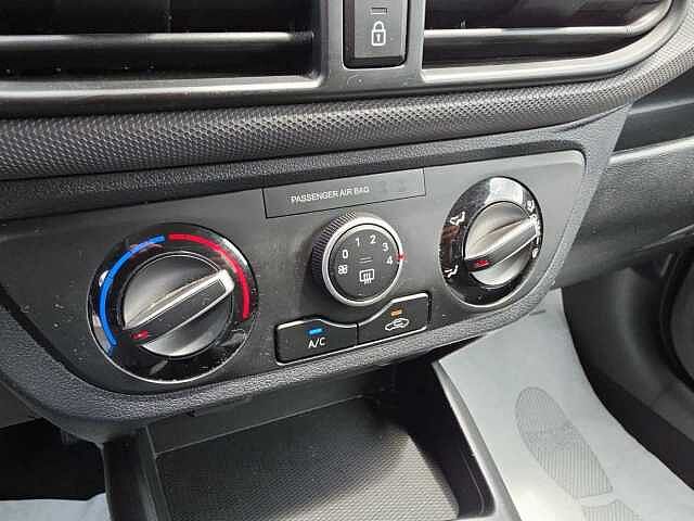 Hyundai i10 1.0 MPI Tech