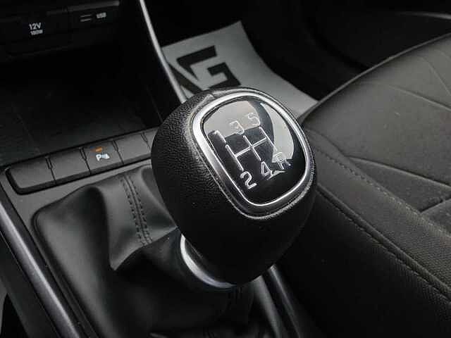 Hyundai BAYON 1.2 MPI 84cv Xline-solo km. 13.294