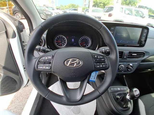 Hyundai i10 1.0 MPI Tech Connect Pack