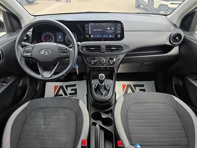 Hyundai i10 1.0 MPI Tech Connect Pack