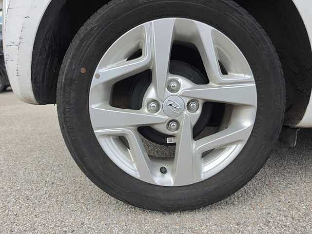 Hyundai i10 1.0 MPI Tech Connect Pack