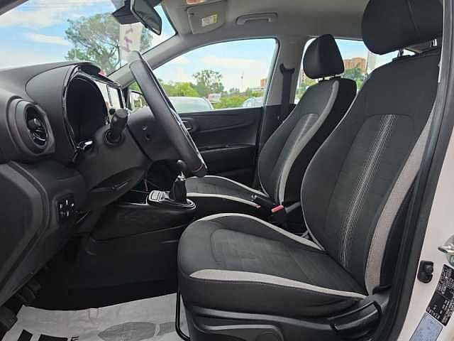 Hyundai i10 1.0 MPI Tech Connect Pack