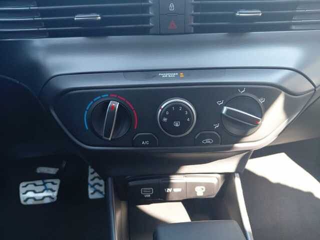 Hyundai BAYON 1.0 TGDI DCT Business MY26