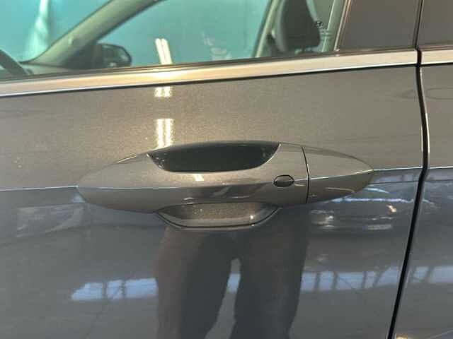 Hyundai KONA 1.0 T-GDI 48V X LINE 2WD 120CV MT