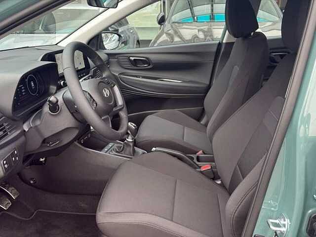 Hyundai BAYON 1.0 TGDI MT Business MY26
