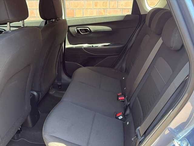 Hyundai BAYON 1.0 TGDI MT Business MY26