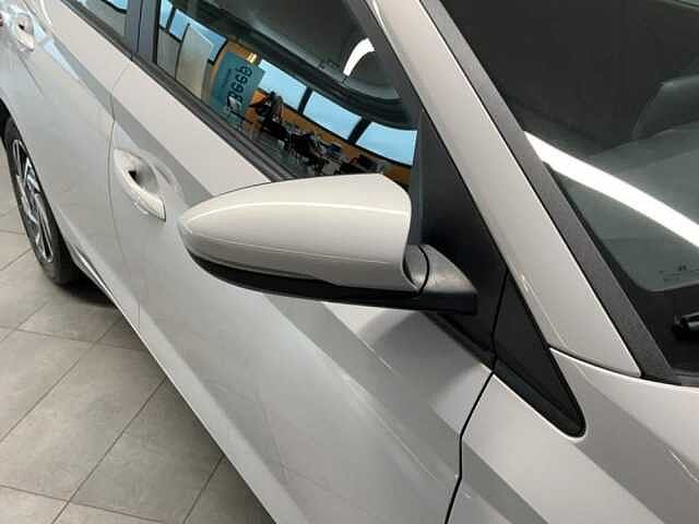 Hyundai i20 1.2 MPI CONNECTLINE 79CV MT
