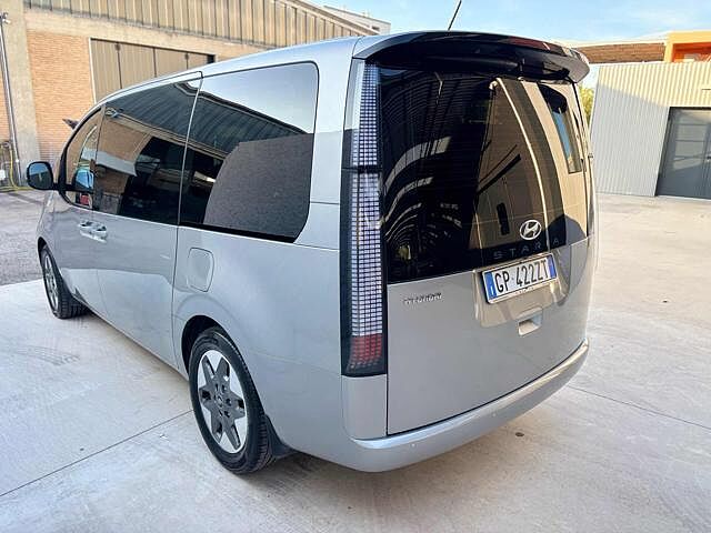 Hyundai STARIA 2.2 AT 2WD 9 posti Wagon