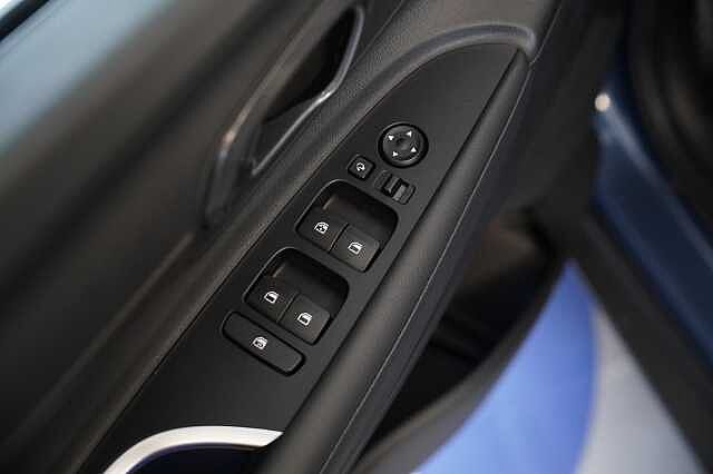 Hyundai BAYON BAYON PE 1.0T XCLASS 48V MT