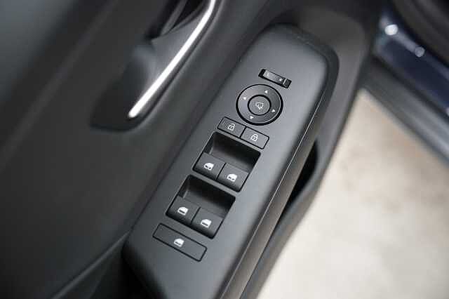 Hyundai KONA KONA MY25 1.0 TGDI 48V MT XCLASS+CP