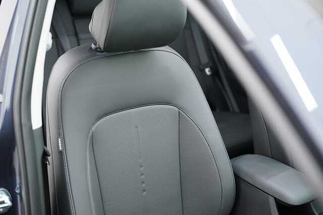 Hyundai KONA KONA MY25 1.0 TGDI 48V MT XCLASS+CP