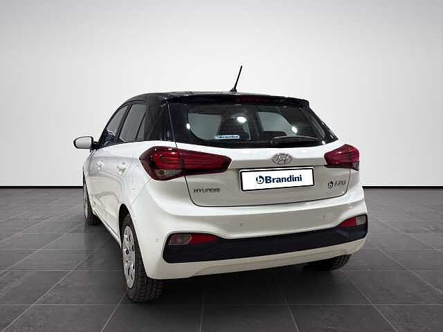 Hyundai i20 i20 1.2 mpi Connectline 75cv 5p