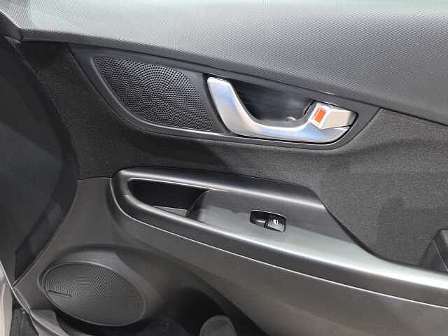 Hyundai KONA KONA 1.0 t-gdi 48V Xline Safety Pack 2wd 120cv imt