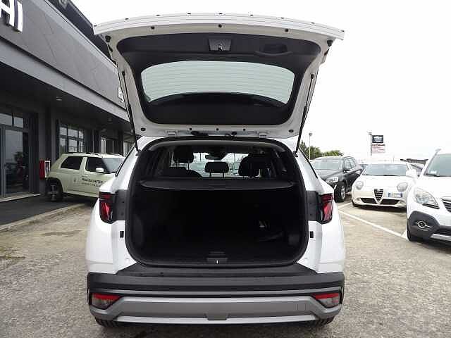 Hyundai TUCSON 1.6 HEV aut.Xline