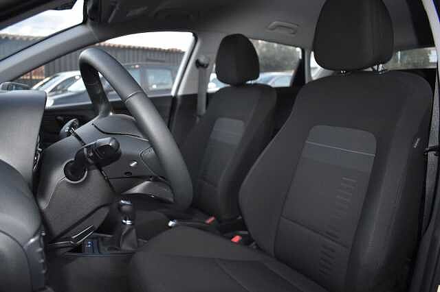 Hyundai BAYON 1.2 MPI MT XLine
