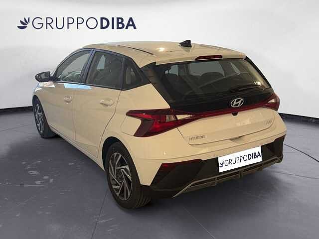 Hyundai i20 1.1 MPI MPI DOHC Pet PE MY25 1.2 MT CONNECTLINE