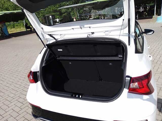 Hyundai i20 1.0 T-GDI T-GDI Petrol 6-speed M/T MY26 1.0 T-GDI CONNECTLINE