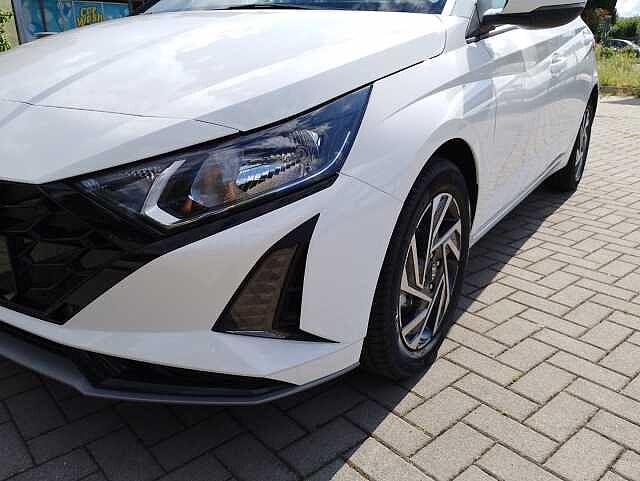 Hyundai i20 1.0 T-GDI T-GDI Petrol 6-speed M/T MY26 1.0 T-GDI CONNECTLINE