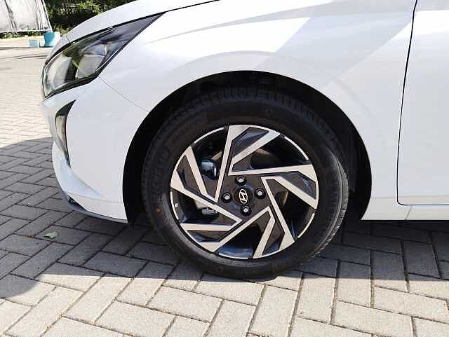 Hyundai i20 1.0 T-GDI T-GDI Petrol 6-speed M/T MY26 1.0 T-GDI CONNECTLINE
