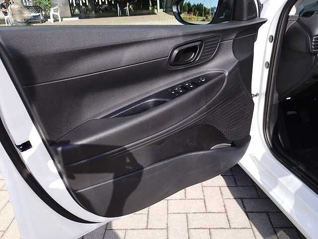 Hyundai i20 1.0 T-GDI T-GDI Petrol 6-speed M/T MY26 1.0 T-GDI CONNECTLINE