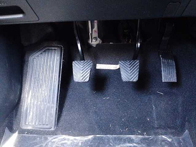 Hyundai i20 1.0 T-GDI T-GDI Petrol 6-speed M/T MY26 1.0 T-GDI CONNECTLINE