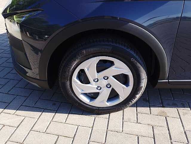 Hyundai BAYON 1.0 T-GDI T-GDI Petrol 6-speed M/T MY26 1.0 T-GDI XTECH