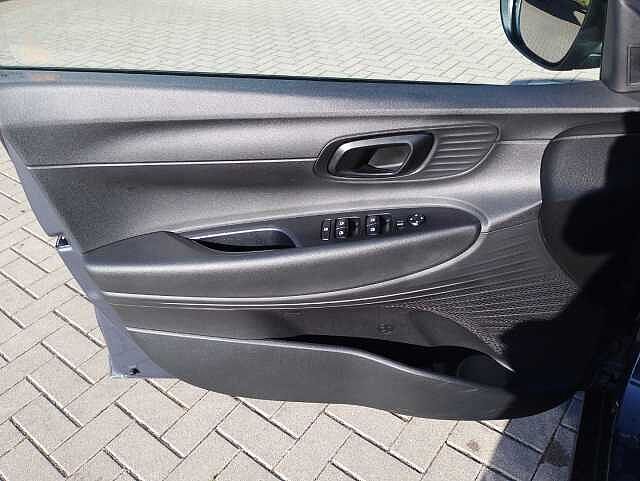 Hyundai BAYON 1.0 T-GDI T-GDI Petrol 6-speed M/T MY26 1.0 T-GDI XTECH