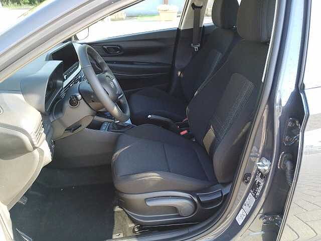 Hyundai BAYON 1.0 T-GDI T-GDI Petrol 6-speed M/T MY26 1.0 T-GDI XTECH
