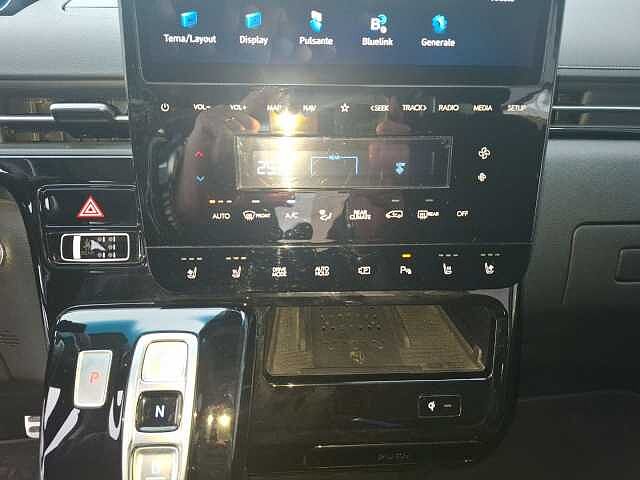 Hyundai STARIA 2.2 AT AWD 7 posti Luxury