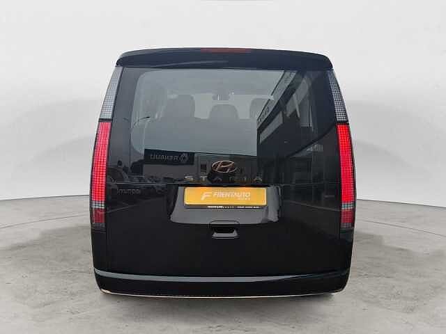 Hyundai STARIA 2.2 AT AWD 7 posti Luxury