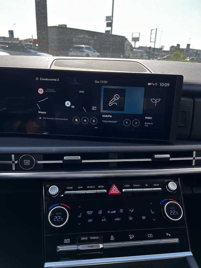 Hyundai SANTA FE 1.6 T-GDi PHEV 4WD AT 5 posti Business